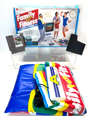 Family Fun Fitness w/ Athletic World - Power Pad Nintendo NES Tested and working - Photo 1/4
