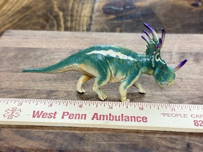 Styracosaurus dinosaur model--Unbranded Museum line model - Image 1 of 4