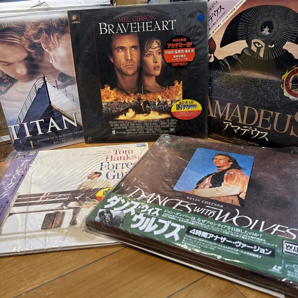 Academy Award for Best Picture Japan Laserdisc Lot Dances with Wolves Braveheart - Image 1 of 4