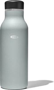 Botella de agua aislada OXO con tapa estándar, 20 oz, pizarra - Imagen 1 de 4