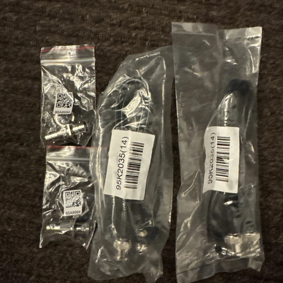 SHURE UA600 Front Mount Antenna Kit 50cm for U4D BLX4R SLX4 ULXP4 UC4 UR4D ULXD4 - Image 1 of 1