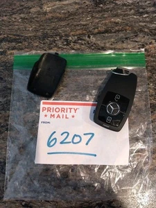 MERCEDES-BENZ Keyless Entry Remote NBGDM3 A9079056207 002 2 buttons - No Key - Picture 1 of 2