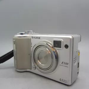 Fujifilm Digital Camera FinePix E500 4.1MP Silver Tested - Picture 1 of 8