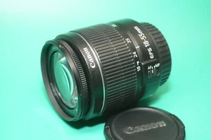 Canon EF-S 18-55mm III Zoomobjektiv f. EOS DSLR sehr gut 2J.Gewährl./Händler - Bild 1 von 3