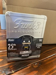 Funko Pop! Clásico Batman Funko 25 Aniversario - Exclusivo Lmt 25000 en mano - Imagen 1 de 4