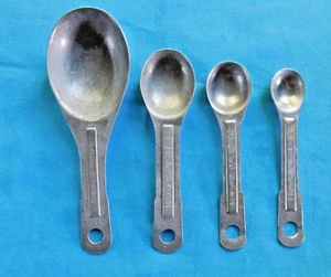 Vintage Measuring Spoons Aluminum 1-TBL,1 TEA, 1/2 & 1/4" TEA SPOON KITCHEN DECO - Picture 1 of 2