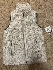 Realtree Sherpa Vest - Women Size M - Picture 1 of 2