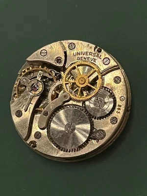 GOOD BALANCE Universal Geneve Cal. 263 Watch Movement - Image 1 of 4