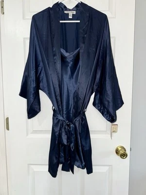 Bata y quimise vintage de satén Calvin Klein azul marino L Foto 1 de 4