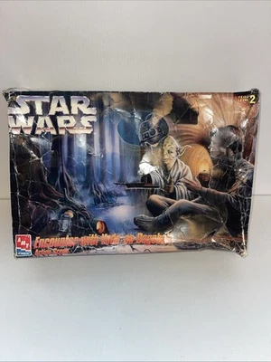 AMT 1995 Star Wars Encounter With Yoda on Dagobah Action Scene Model BOX DAMAGED - Image 1 of 4