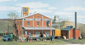 WALTHERS CORNERSTONE 933-3018 HO 1/87 GOLDEN VALLEY CANNING CO. kit struttura - Foto 1 di 2