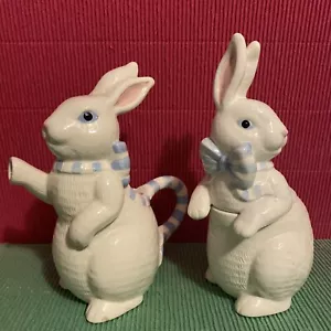 CREMA E ZUCCHERIERA CERAMICA CONIGLIETTO PASQUALE Applausi Taiwan Nastro Blu - Foto 1 di 11