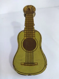 Rico Guitarra carraca de hojalata años 40. Muy buen estado - Imagen 1 de 7