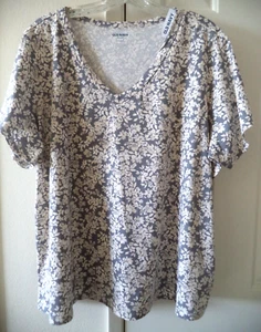 Must! Old Navy Grey Body Vanilla Off White Floral V-Neck T-shirt 4XL 26 28 30 4X - Picture 1 of 6
