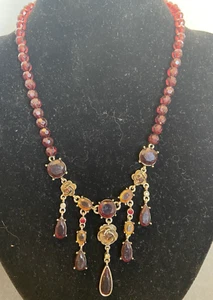 vintage Favre A.J. FI red beaded and gold teardrop necklace - Picture 1 of 7