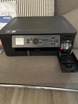 Brother DCP-J1140DW 3-in-1 Farbe Inkjet Multifunction Drucker - Bild 1 von 3