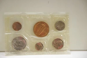 1976 Denver Mint Souvenir Set w/ Envelope - Picture 1 of 3