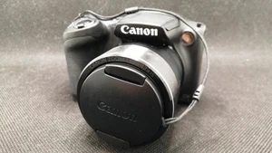 Canon SX420IS Digital Camera - Picture 1 of 8