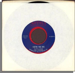 The Vogues - You're the One + Goodnight My Love - Astra 7" 45 RPM Single! - Imagen 1 de 3
