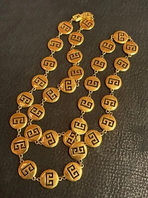 GIVENCHY Collar AUTÉNTICO De Colección Raro Oro Colgante Gargantilla Logo Moneda Columpio GP A811 Foto 1 de 4