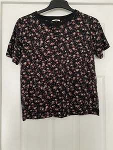 Esprit T-Shirt Size Small Black Floral - Picture 1 of 3