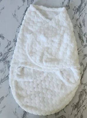 Manta portátil saco de dormir para recién nacido blanco polar Foto 1 de 4