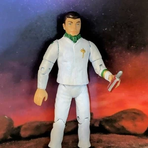 Star Trek Playmates Custom Figur Dr. McCoy White Uniform TWK Wrath Of Khan - Bild 1 von 1