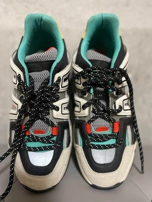 Diesel Hombres 8.5US Usado un par de veces Dad Zapatillas S-Kipper Low Trek M... - Imagen 1 de 4