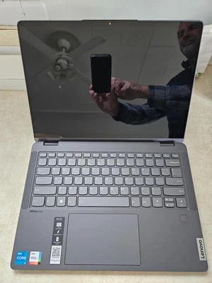 Lenovo Flex 5 Ideapad 141AU7 Foto 1 de 4