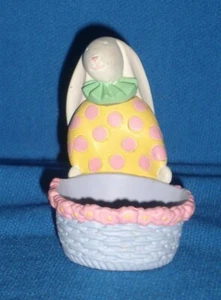 Avon Eggs to You Cesta Soporte para huevos de Pascua Conejito de pie Coleccionable Decorativo - Imagen 1 de 6