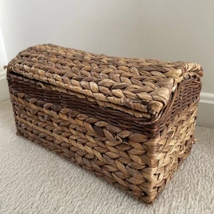 Vintage Woven Rattan Weaved Basket With Attached Lid - Picture 1 of 7