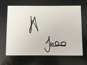 JUSTIN & ROBBIE - LAS VACUNAS - MIEMBROS DE LA BANDA - PÁGINA ÁLBUM DOBLE FIRMADA - Imagen 1 de 1