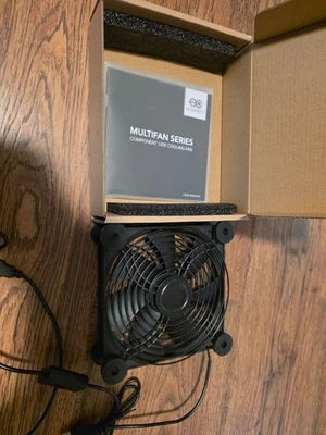 AC Infinity Multifan S4 140 mm Black + AC Infinity Controller 1 Thermal Trigger - Image 1 of 4