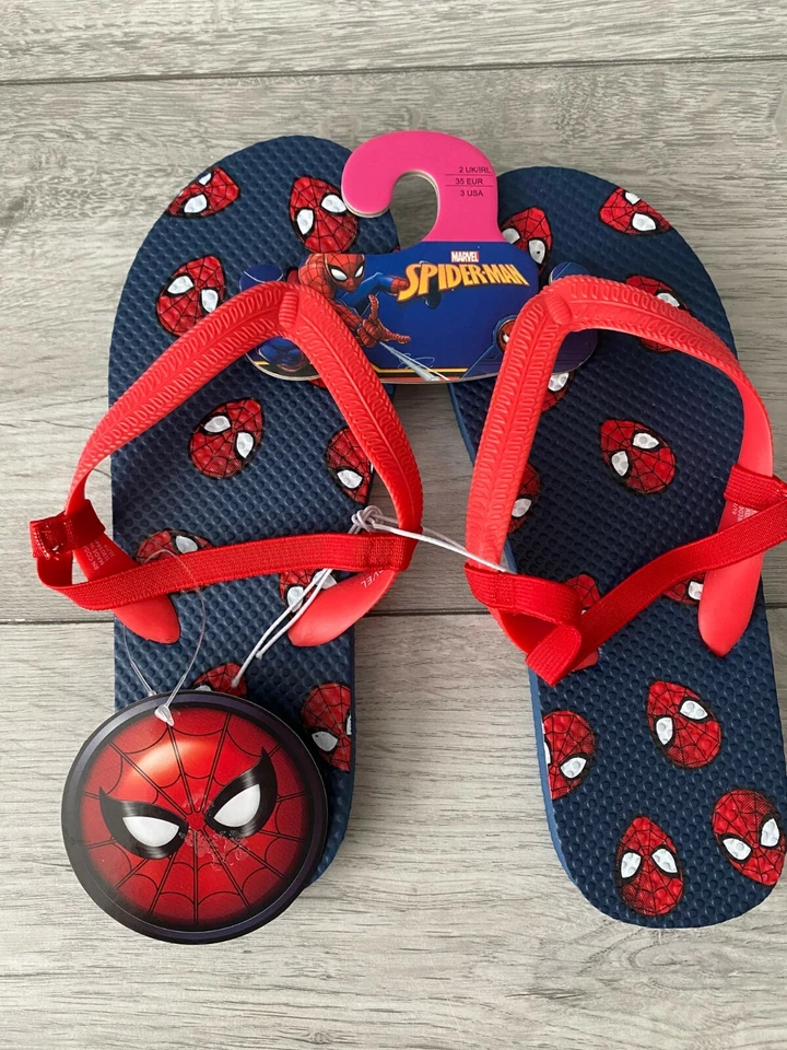 CHANCLAS MARVEL SPIDERMAN BOYS... TALLAS 1 Y 2 REINO UNIDO... TOTALMENTE NUEVAS...