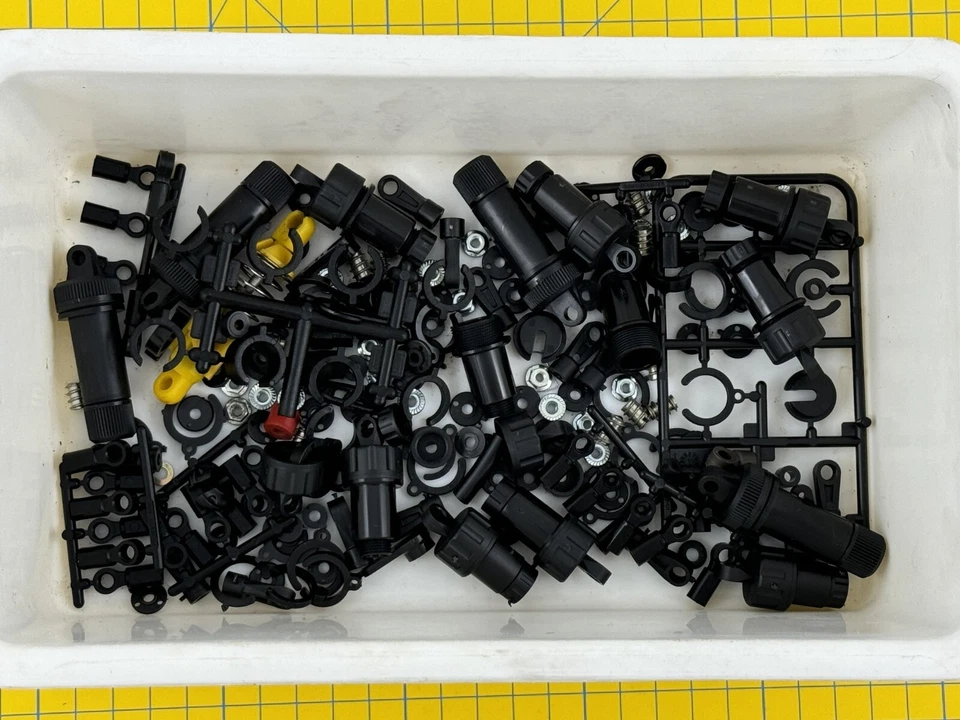 Tamiya sortiment zubehör ersatzteile unterschiedlich - jahrgang modell - Bild 1 von 1