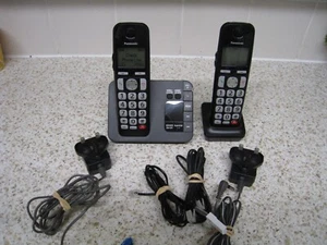 Panasonic KX-TGE820E Telefon z podwójnym dużym przyciskiem z automatyczną sekretarką Bloker połączeń #21 - Zdjęcie 1 z 5