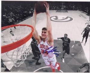 Lauri Markkanen Utah Jazz & Chicago Bulls signed Autogramm 8x10 Foto Finnland! - Bild 1 von 1