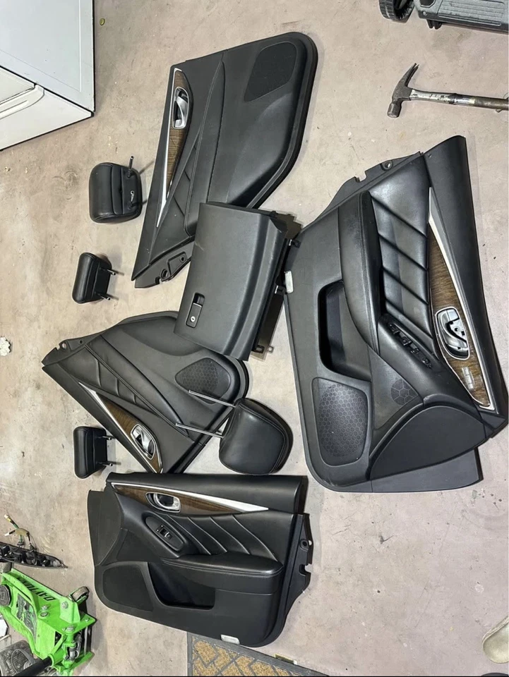 Infiniti Q50 Door Panels - Image 1 of 1