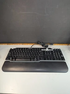 Wired Dell Keyboard Y-UK-DEL1 plus matching mouse - Picture 1 of 7