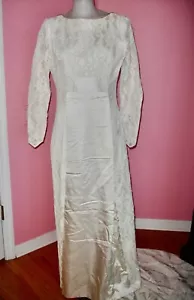 Vintage Handmade 1968 Satin & Lace Wedding Dress Long Train - Picture 1 of 14