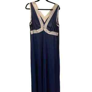 Vanity Fair Women's Vintage Sleepwear Night Gown Blue Lace Size 40 Made in USA