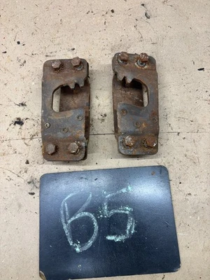 1970 1971 1972 K5 Chevrolet Gmc BLAZER K10 C10 DOOR JAM JAMB STRIKER LATCH PAIR - Image 1 of 4