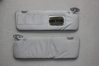 1995-2000 Toyota Tacoma sun visor pair set LH/RH tan fuzzy cloth gray vinyl — 第 1/4 张图片