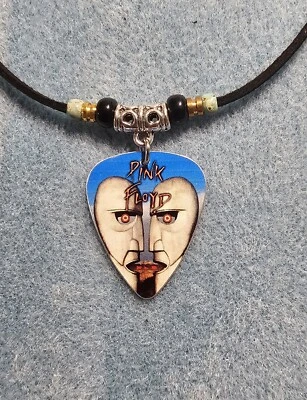 Collar de púa de guitarra de aluminio Pink Floyd hecho a mano Foto 1 de 2