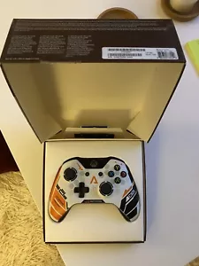 Titanfall Xbox One Controller - Boxed - Never Used - Picture 1 of 8