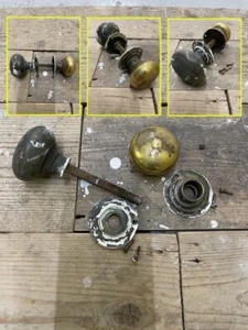 Aufbereitete alte viktorianische Türgriffe aus Messing und Phosphorbronze mit Rückenplatten - Bild 1 von 11