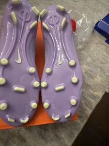 NIKE TIEMPO UNITED LEGEND 10 ACADEMY PURPLE/VOLT UNISEX Size 9.5 Unreleased - Picture 1 of 6