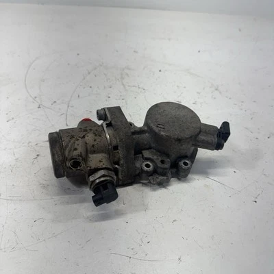 OEM 2012-2015 AUDI A6 QUATTRO C7 MOTOR DE GASOLINA 3,0 L CARCASA BOMBA DE COMBUSTIBLE DE ALTA PRESIÓN Foto 1 de 4