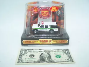 Code 3 City of Los Angeles Verplank NY Police Chief GMC Suburban - 1/64 - 1998 - Picture 1 of 4