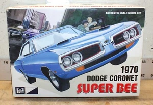Kit modellino Dodge Coronet Super Bee 2009 MPC - 1970 - Foto 1 di 13